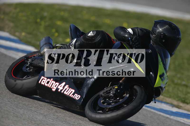 /Archiv-2024/01 26.-28.01.2024 Moto Center Thun Jerez/Gruppe gruen-green/87